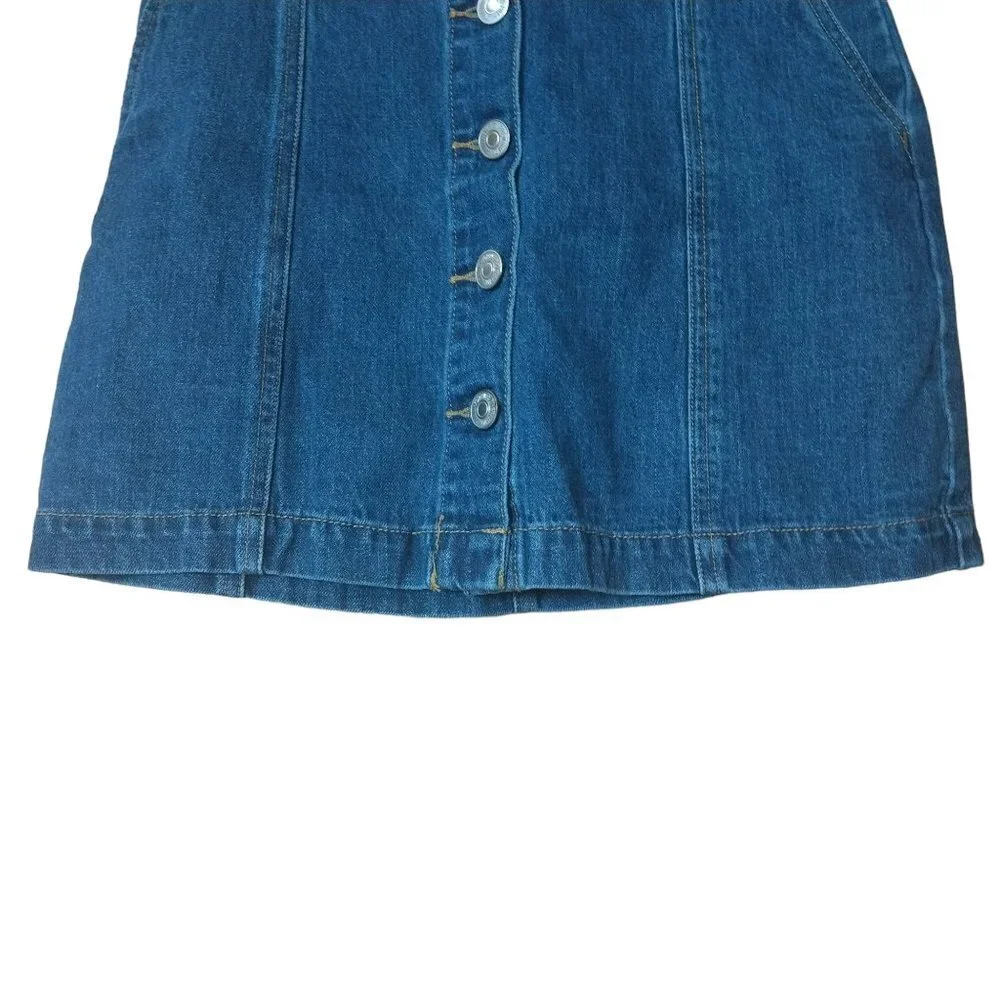 Forever 21 Denim Jean Blue Mini Skirt With Button Front Size 27 Denim Casual